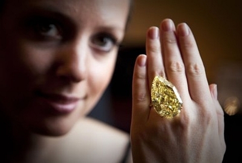 diamante amarelo