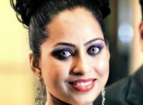 Lente de contacto em ouro