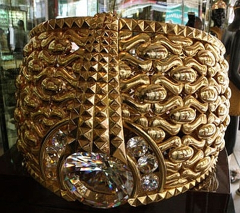 Maior anel de ouro do mundo