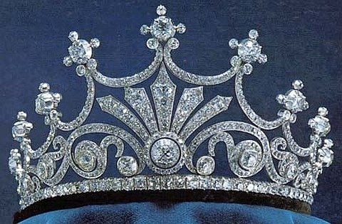 Nine Prong Tiara