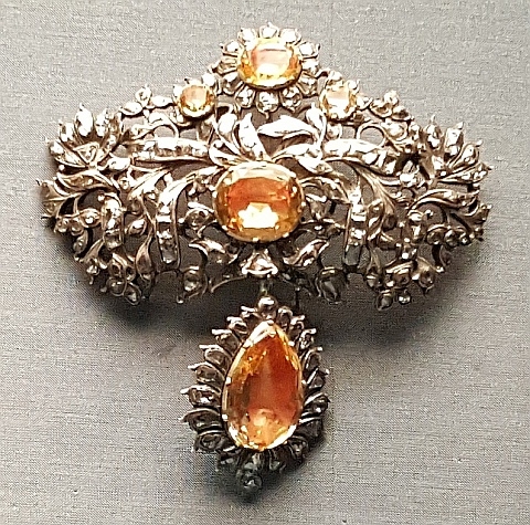 Joalharia Portuguesa século XVIII-XIX