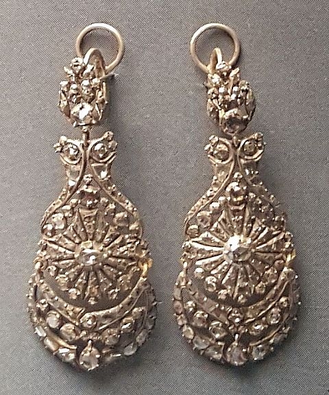 Joalharia Portuguesa século XVIII-XIX